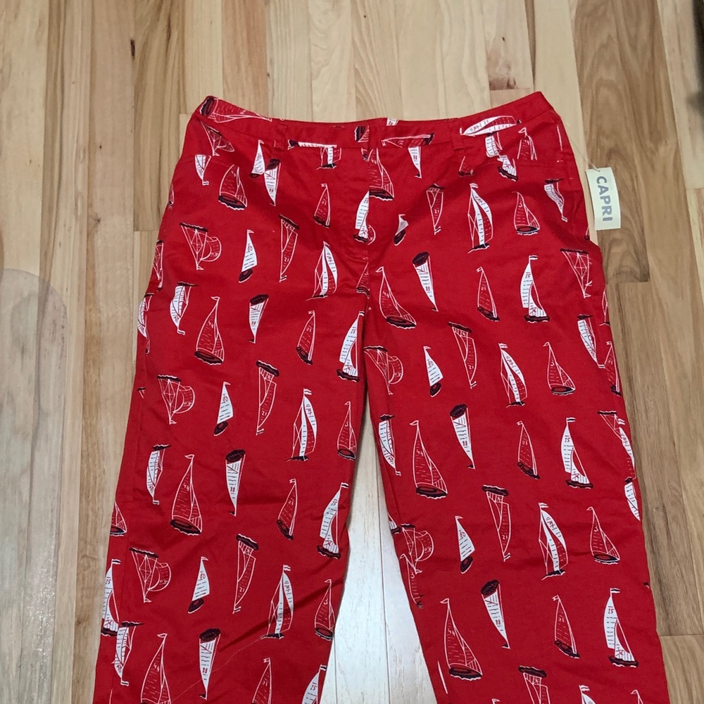 Casual Corner Red Nautical Print Capri Pants NWT size 16